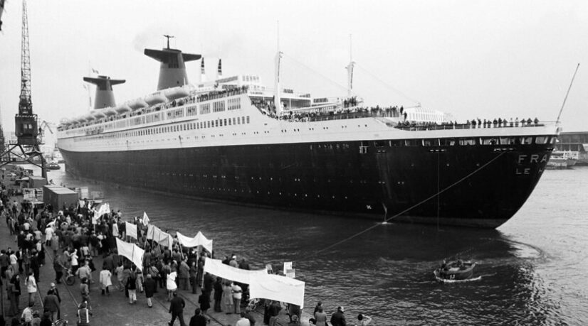 19 janvier 1962 : appelez le "France"